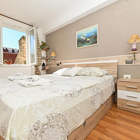 Posejdon & Neptun Apartment *